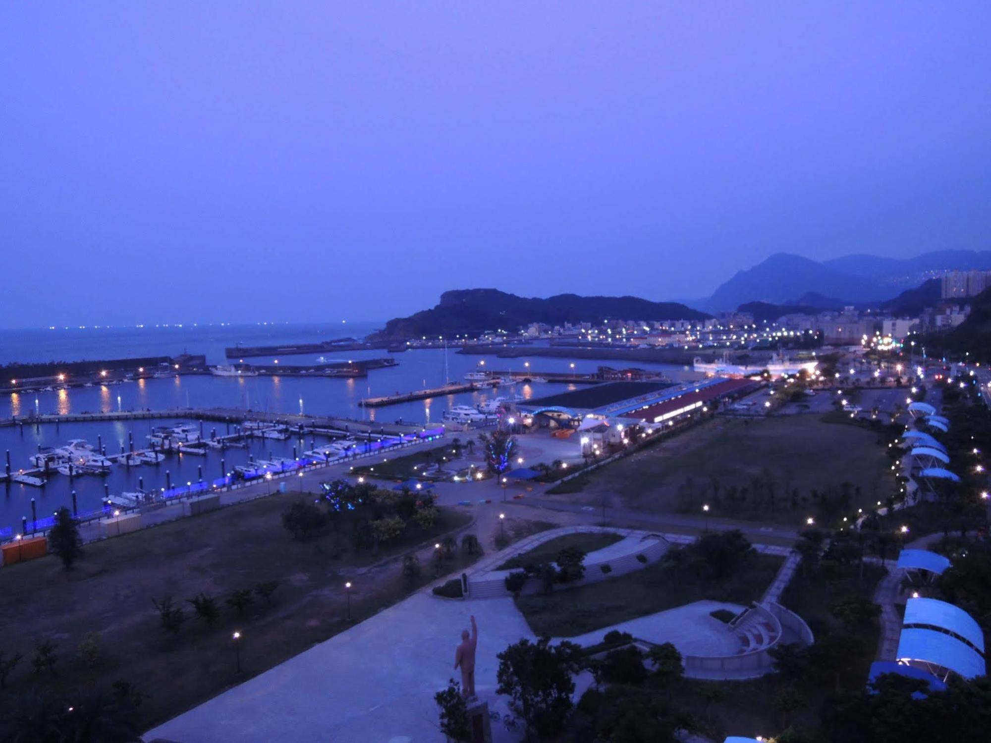 Blue Ocean Hotel Keelung Exterior foto