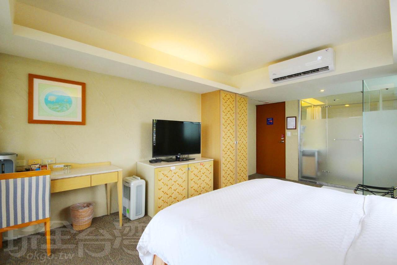 Blue Ocean Hotel Keelung Exterior foto